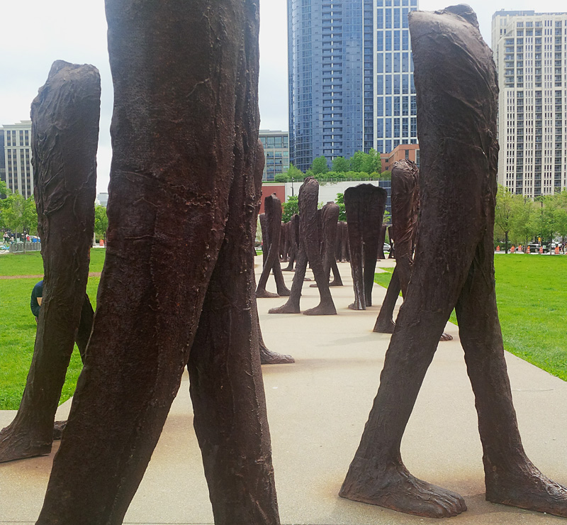 Instalacja Agora Magdaleny Abakanowicz w Grant Park, fot. St. Kulawiak