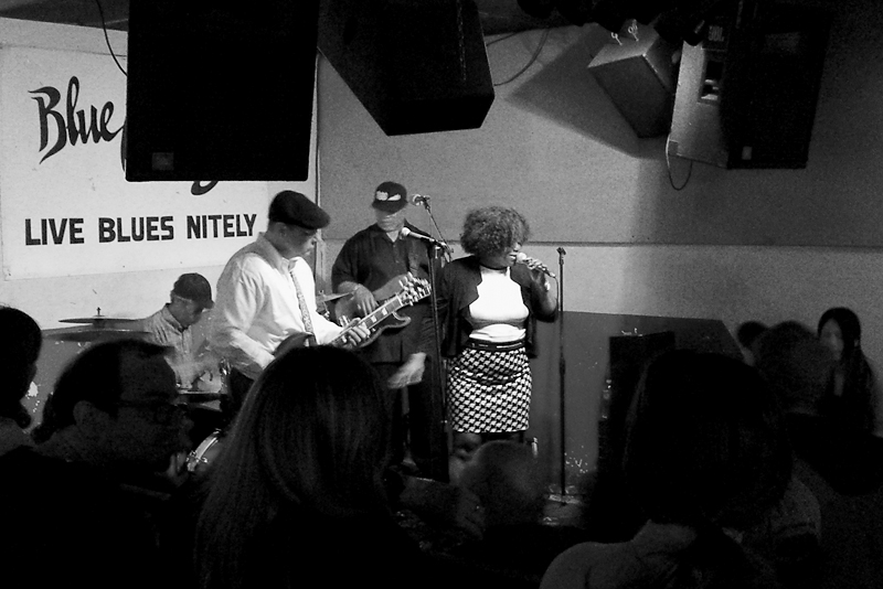Blues w klubie Blue Chicago, fot. St. Kulawiak