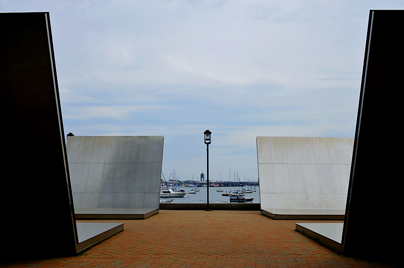 Boston, Harbor Towers Plaza, fot. St. Kulawiak