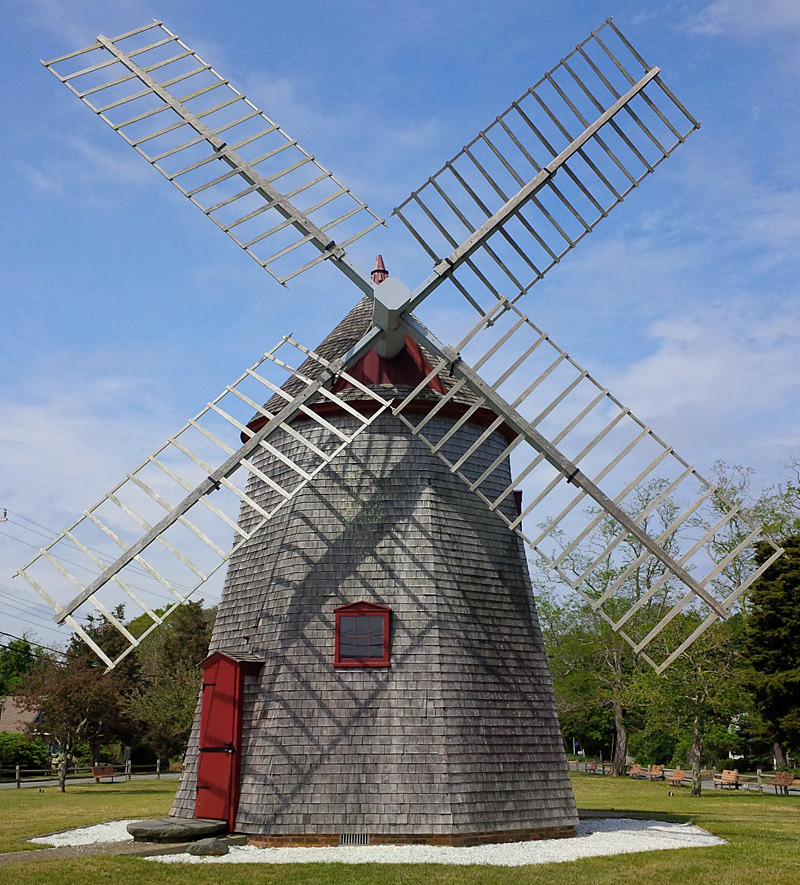Eastham, odrestaurowany wiatrak z 1680 roku, fot. St. Kulawiak