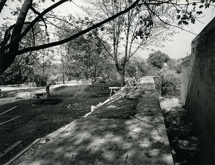 Odbudowa pozostałości po zameczku z XIV w. – Ostrzeszów, 1974 r., fot. St. Haniszewski