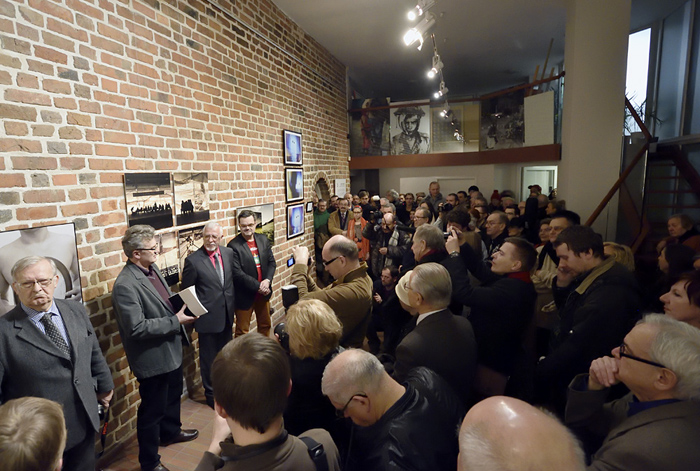 Otwarcie wystawy Dualizm fotografii w Dolnośląskim Centrum Fotografii, "Domek Romański", Wrocław, 12 luty 2016 r.  Fot. G. Kosmala 